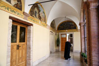 聖シルヴェストロ修道院回廊4