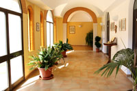 聖ヴィンチェンツォ修道院の回廊2