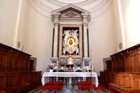 聖ヴィンチェンツォ修道院の聖堂祭壇