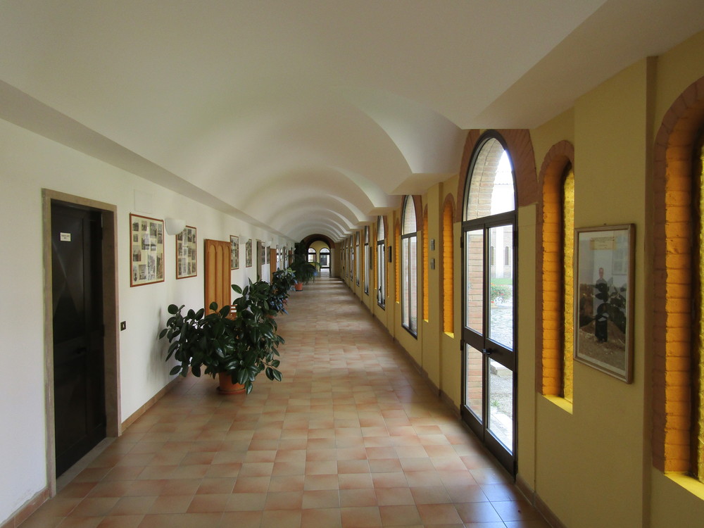 聖ヴィンチェンツォ修道会廊下